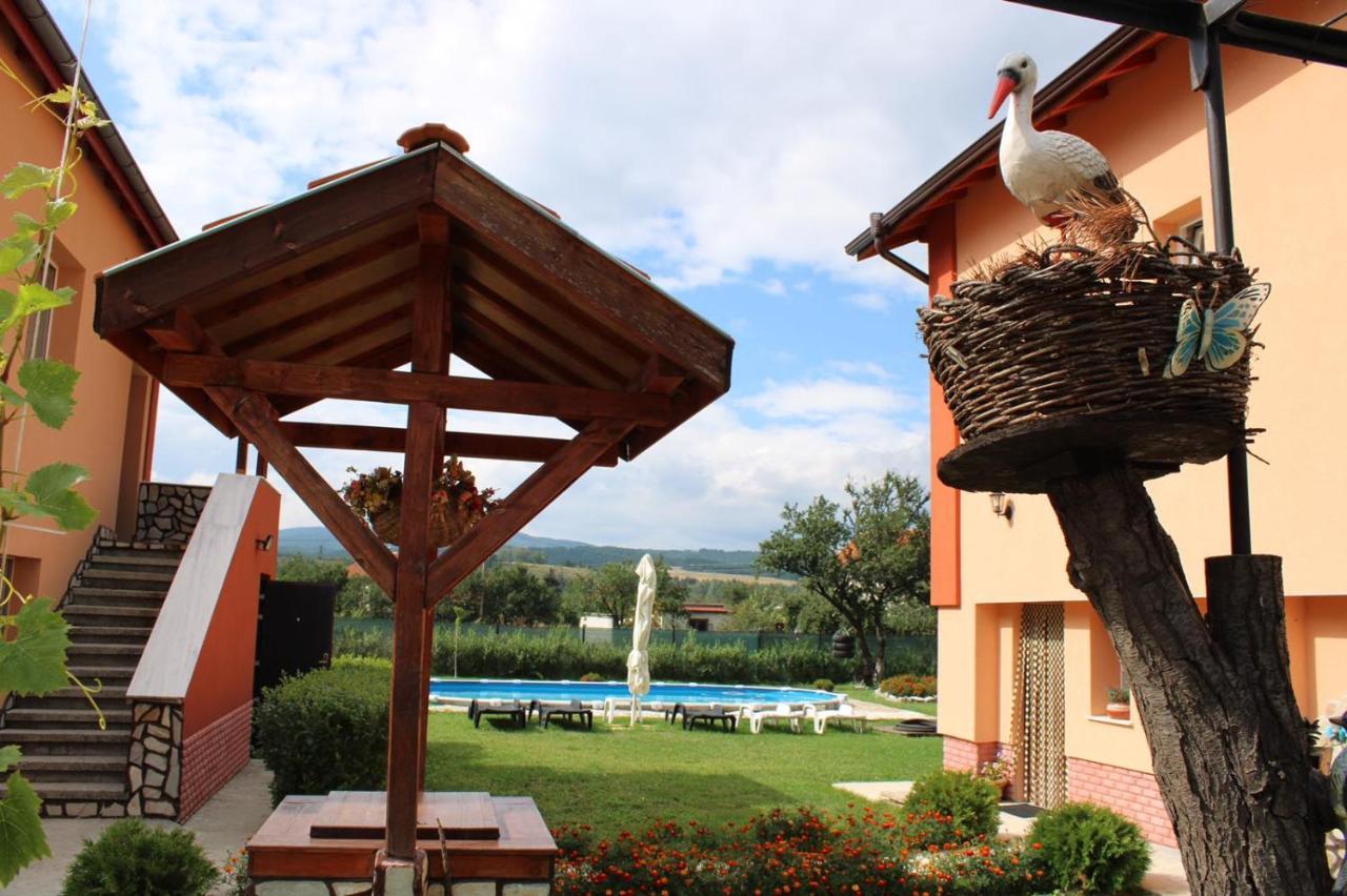Къщи За Гости Ореха Samokov Exterior photo